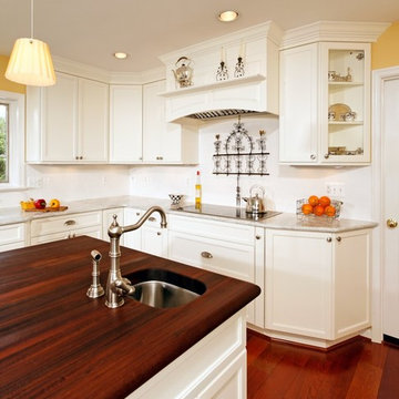 Bright, Cozy, Comfortable French Country Kitchen