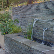 Wall fountain