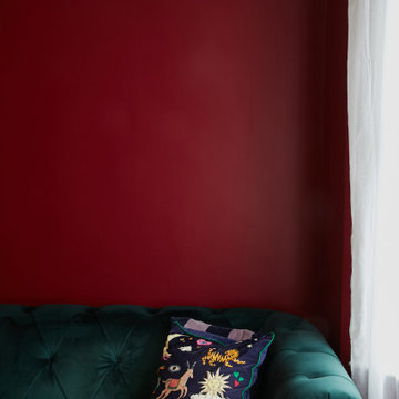 Red eclectic lounge