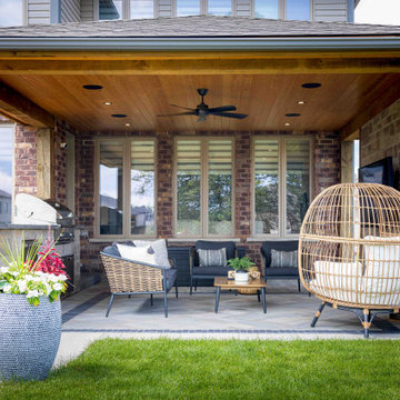 Entertainer's Patio