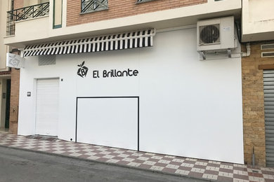 Fachada Supermercado