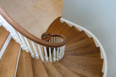 Staircase - traditional staircase idea in Philadelphia