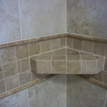 Corner Shelf in Accent Band
