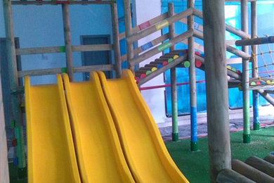 (Parque Infantil) play set in Petrus 64 building