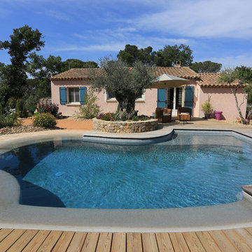 Piscine de forme libre