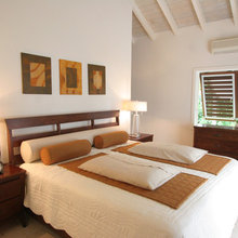 House style and layout for a remodeled colonal