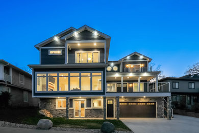 Example of an exterior home design in Detroit