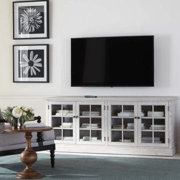 A Pastoral View Family Room