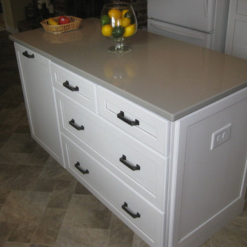Kraftmaid Gentry Maple in Dove White w/ Cinder Glaze