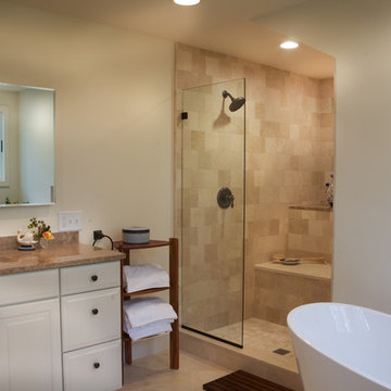 Master Suite & Bathroom