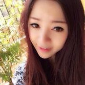 Ami Van's photo