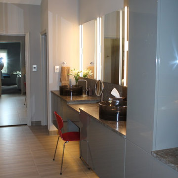 Contemporary Mid Town Master Bath