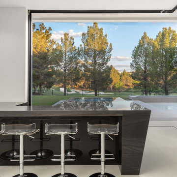 Extravagant Home in Southern Highlands