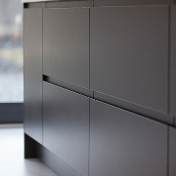 Contemporary Matt Graphite & Dove Grey