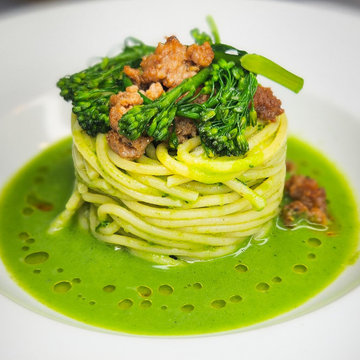 INDUCTION COOKTOP SPECIFIED BY CHEF ADRIANO