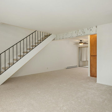 Single-Family Ranch House 8