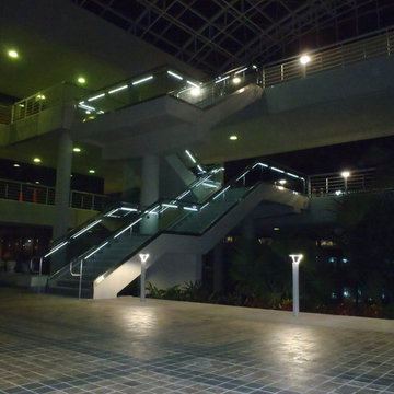 Exterior railing