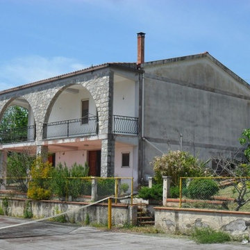 2012, Villa M