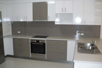 This is an example of a kitchen in Canberra - Queanbeyan.
