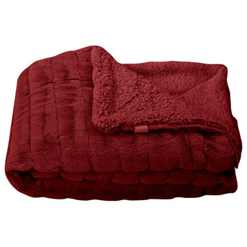 Super Mink Faux Fur Throw Blanket, Jester Red, 50"x60"