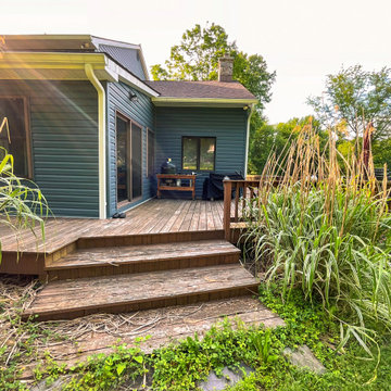 Wraparound Deck