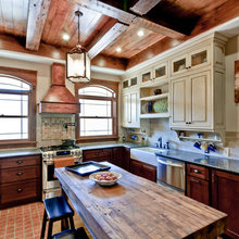 kitchen - crown molding