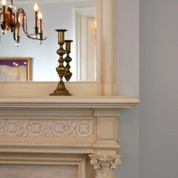 Ansonia Pied-&agrave;-Terre - Fireplace Mantels