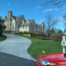 Driveway/Entrance