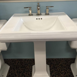 Groton, CT Showroom - Bathroom Sinks