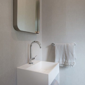 Huntington Bay Bath and Powder Room