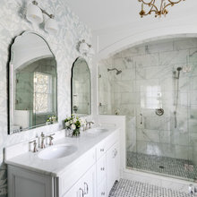 6111 Montview bathroom