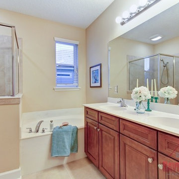 182 Queen Victoria Ave, Fruit Cove, FL 32259