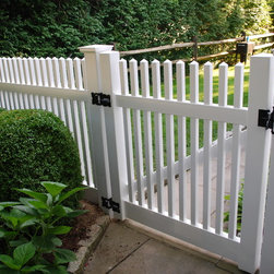 Vinyl Fences - Home Fencing And Gates