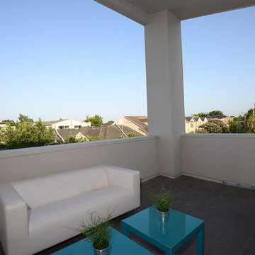 Contemporary in Upper Kirby, For Sale