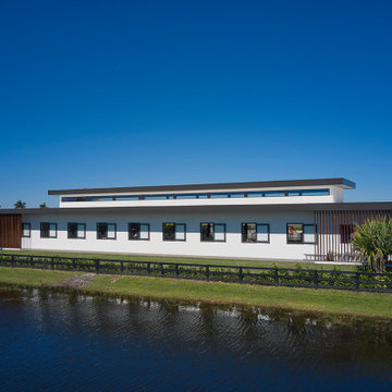 Modern Stables / horse barn