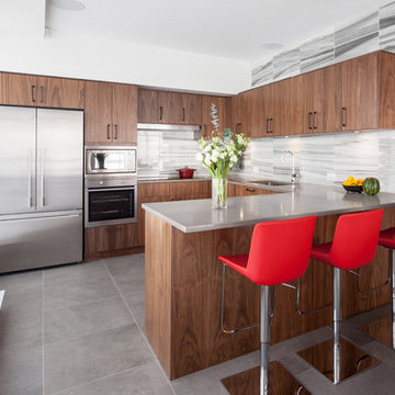 King Plus Condo
