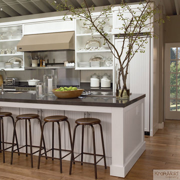 KraftMaid: Maple Cabinetry in Dove White
