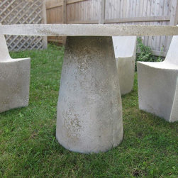 Zachary A. Design Lightweight Fiberglass Outdoor Furniture - Outdoor Dining Tables