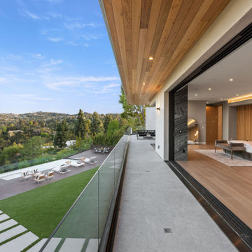 Meadowview, Encino