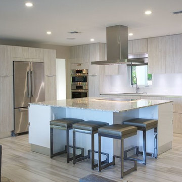 LIGHT AND BRIGHT KEY WEST KITCHEN