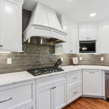 Clintonville Whole House - 22054