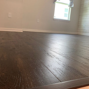 LVP / Luxury Vinyl Plank (+Stairs)