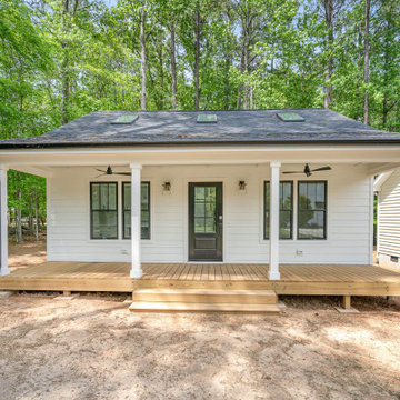 ADU ( Auxiliary Dwelling Unit)