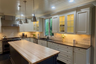 Inspiration for a craftsman kitchen remodel