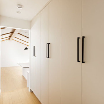 The hidden duplex & A home makeover - SB9 Investment property in Woodland Hills