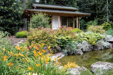 Inspiration for a zen home design remodel in San Francisco