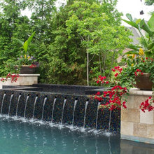 Pool fountain