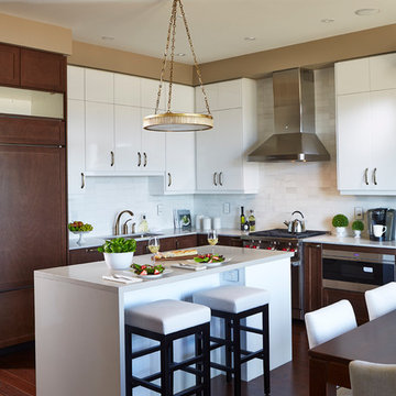 GRANDFIELD-KITCHEN/FAMILY ROOM