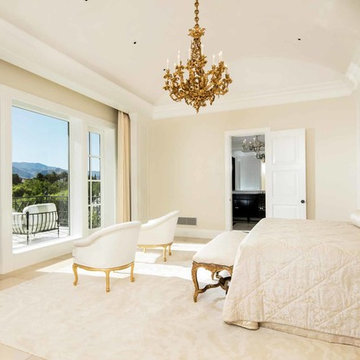 LUXURY MASTER BEDROOM
