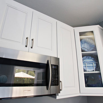 Rancho Santa Fe Kitchenette